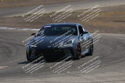 media/Sep-20-2025-Extreme Speed (Sat) [[1fcc23683c]]/Green (Private)/Session 3 (Offramp)/